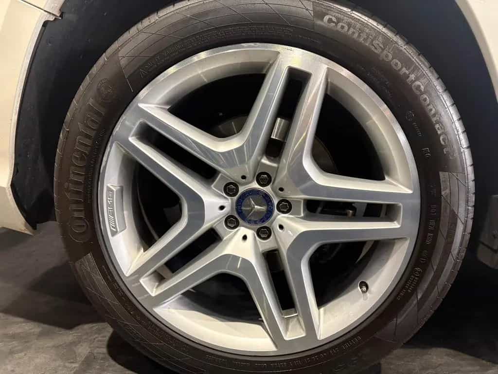 Mercedes-Benz GL 500 GL550 4MATIC AMG 03/2014-photo-30