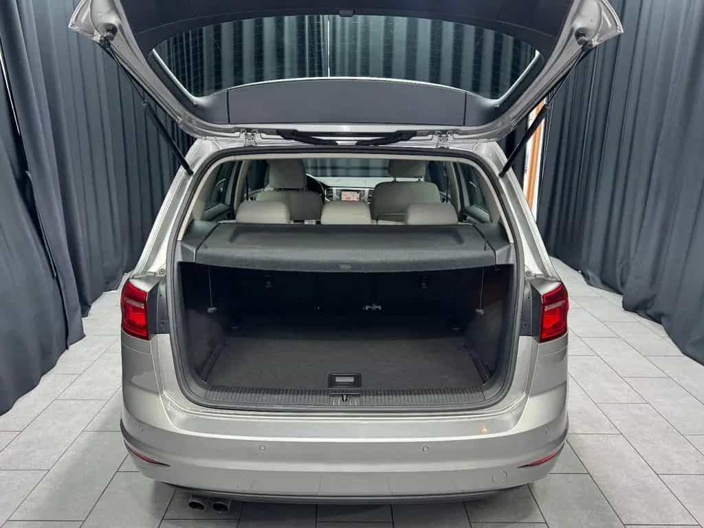Volkswagen Golf Sportsvan VII Comfortline|PDC|AUTOMATIK|NAV 05/2016-photo-4