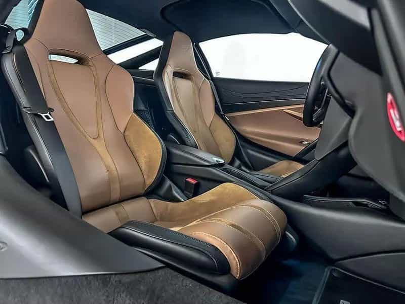 McLaren 750S Coupe - McLaren Milano 03/2025-photo-11