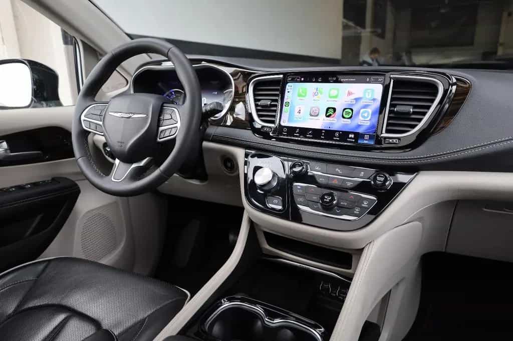 Chrysler Pacifica 3.6 Hybrid Limited/PANO/SHZ/LHZ/TTW/R17 07/2023-photo-16