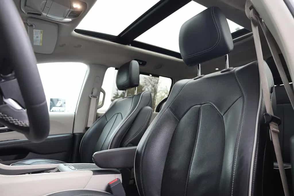 Chrysler Pacifica 3.6 Hybrid Limited/PANO/SHZ/LHZ/TTW/R17 07/2023-photo-9