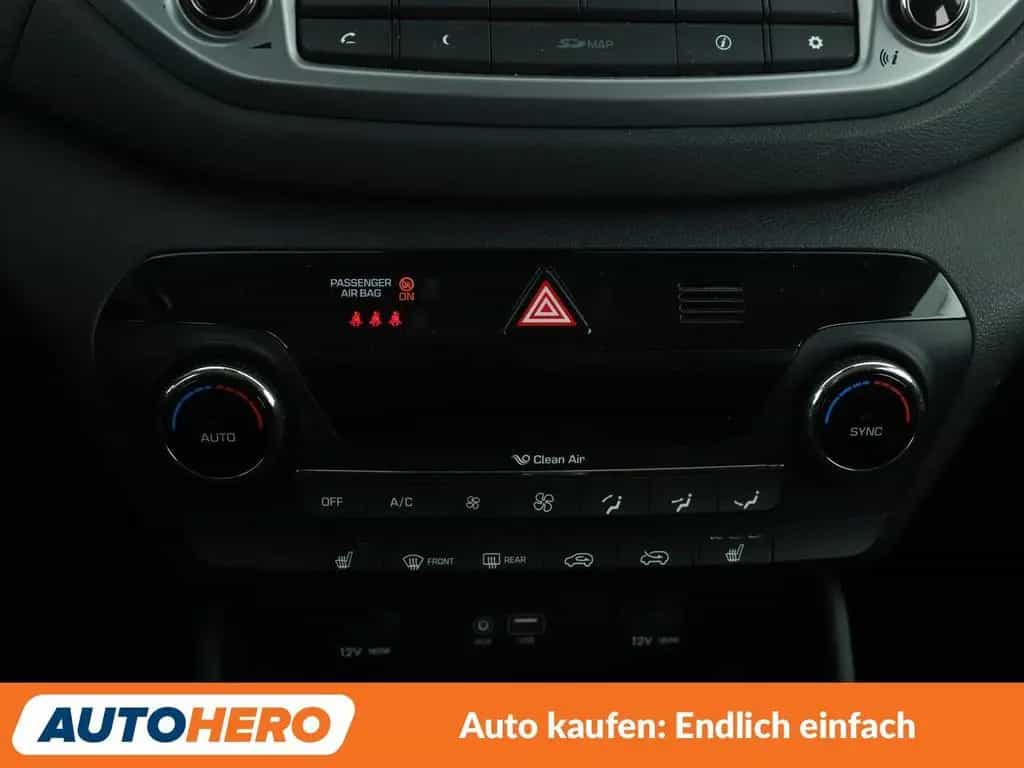 Hyundai TUCSON 1.6 Trend blue 2WD*NAVI*TEMPO*SHZ*AHK* 07/2017-photo-22