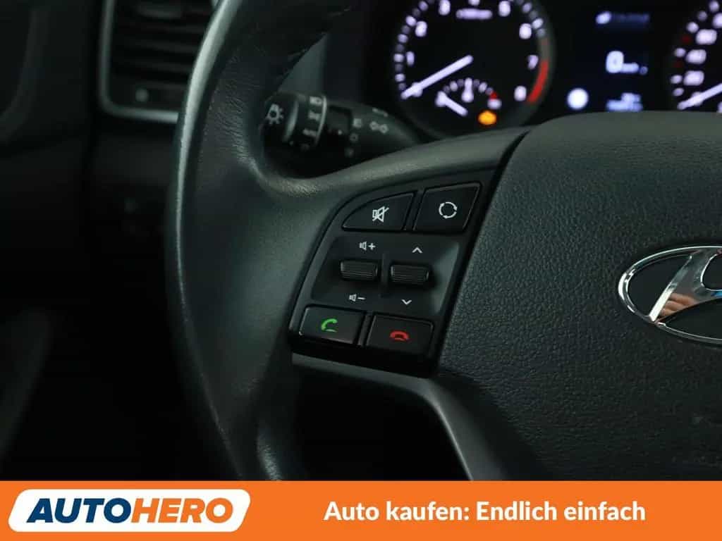 Hyundai TUCSON 1.6 Trend blue 2WD*NAVI*TEMPO*SHZ*AHK* 07/2017-photo-25