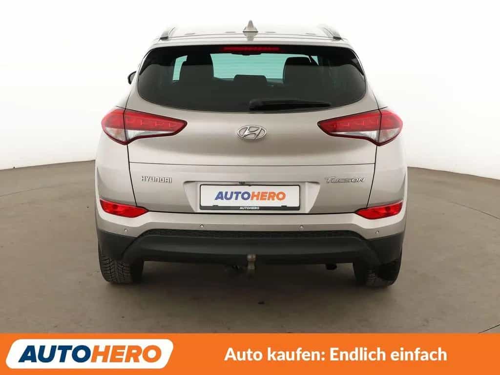 Hyundai TUCSON 1.6 Trend blue 2WD*NAVI*TEMPO*SHZ*AHK* 07/2017-photo-4