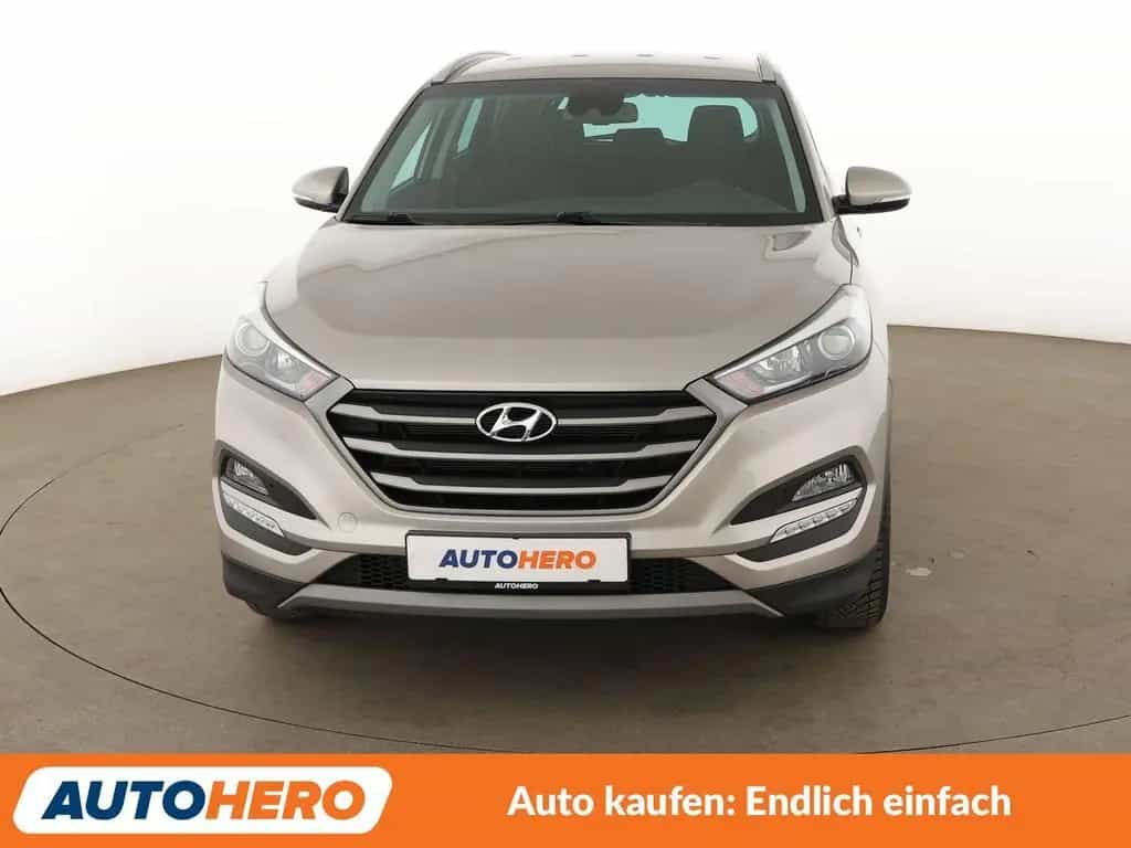 Hyundai TUCSON 1.6 Trend blue 2WD*NAVI*TEMPO*SHZ*AHK* 07/2017-photo-8
