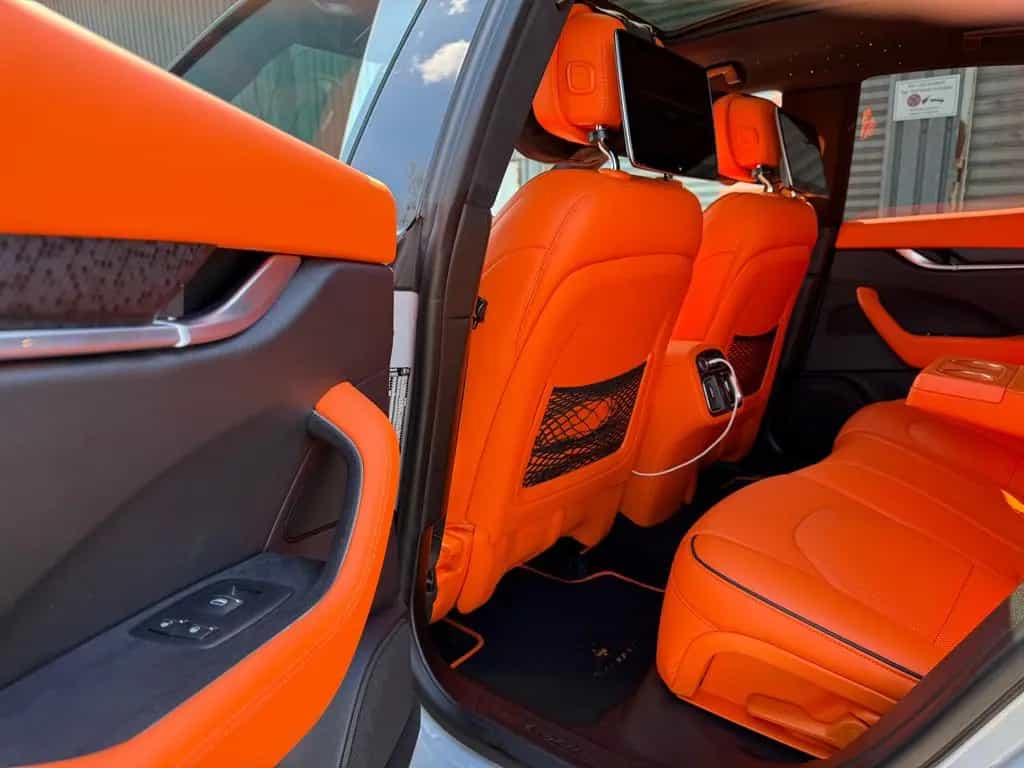 Maserati Levante 3.0 V6 GS 4x4 *1 Of 1*Exklusiv Umbau* 07/2019-photo-14