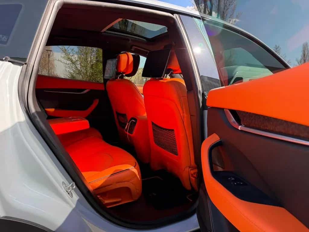 Maserati Levante 3.0 V6 GS 4x4 *1 Of 1*Exklusiv Umbau* 07/2019-photo-15
