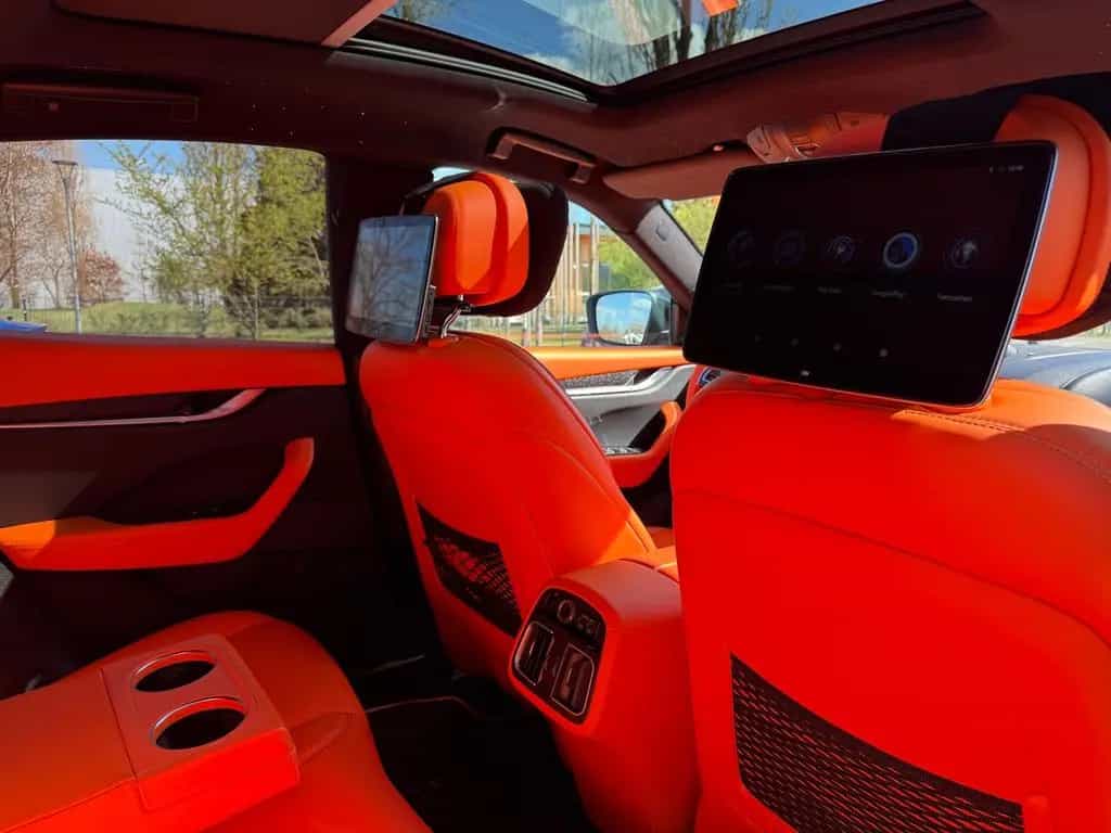 Maserati Levante 3.0 V6 GS 4x4 *1 Of 1*Exklusiv Umbau* 07/2019-photo-23