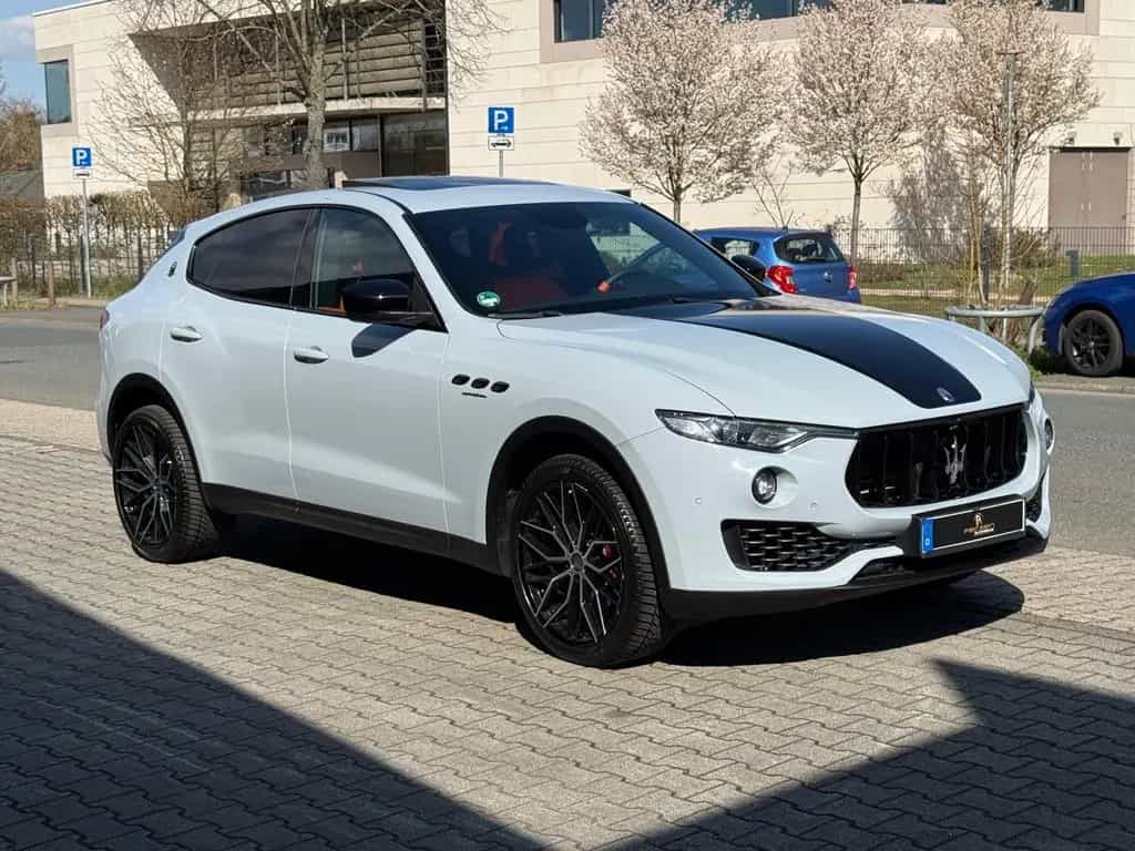 Maserati Levante 3.0 V6 GS 4x4 *1 Of 1*Exklusiv Umbau* 07/2019-photo-33