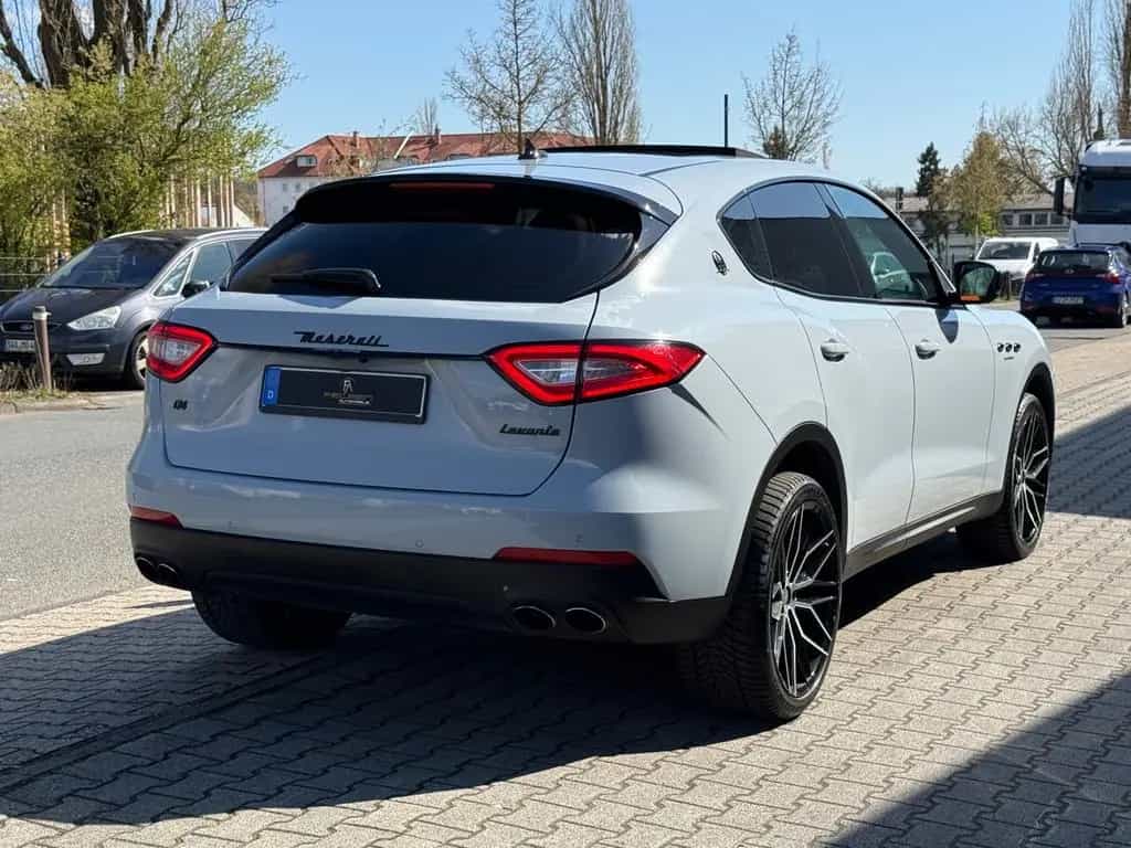 Maserati Levante 3.0 V6 GS 4x4 *1 Of 1*Exklusiv Umbau* 07/2019-photo-34