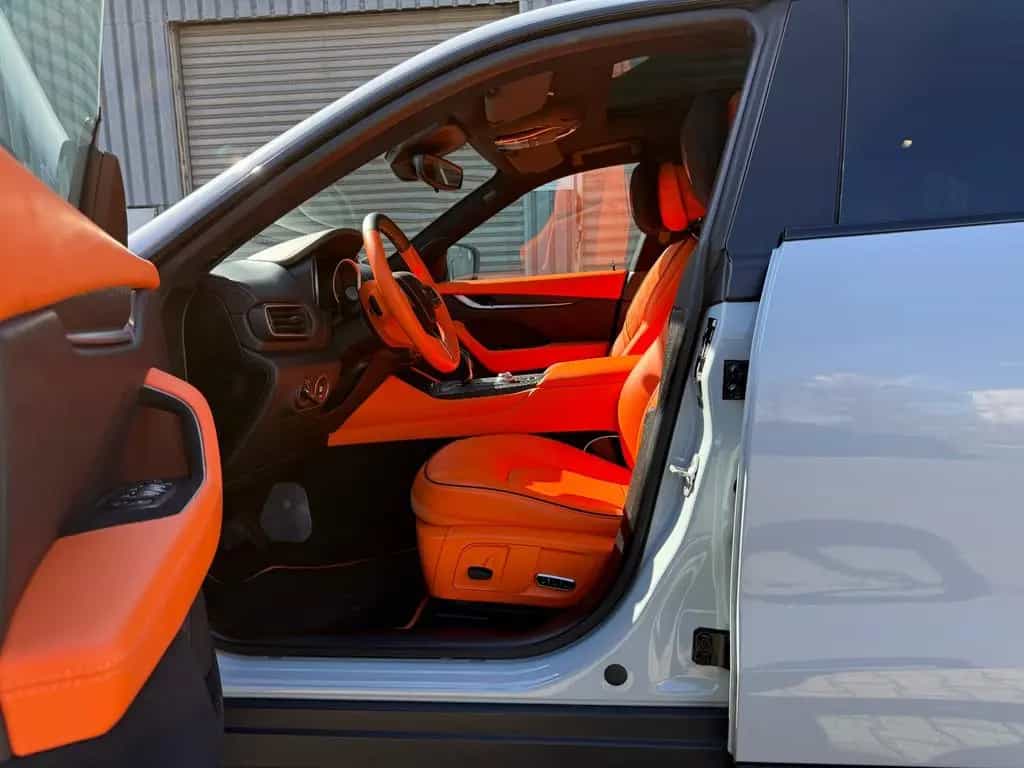 Maserati Levante 3.0 V6 GS 4x4 *1 Of 1*Exklusiv Umbau* 07/2019-photo-9