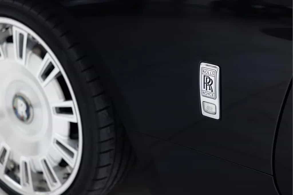 Rolls-Royce Wraith 6.6 V12 | Two-Tone | Starlight | AG Wheel 04/2014-photo-40