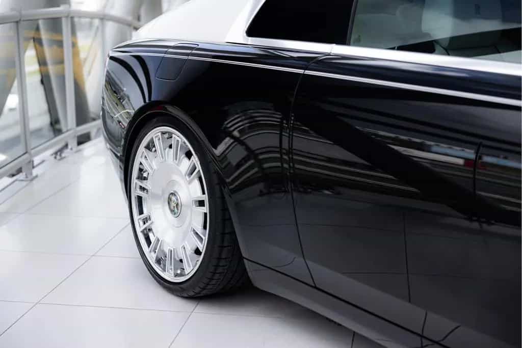 Rolls-Royce Wraith 6.6 V12 | Two-Tone | Starlight | AG Wheel 04/2014-photo-44
