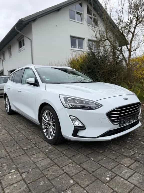 Ford Focus Turnier HUD/ACC/AHK/B&O 03/2019-photo-0