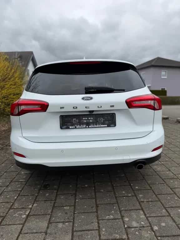 Ford Focus Turnier HUD/ACC/AHK/B&O 03/2019-photo-3
