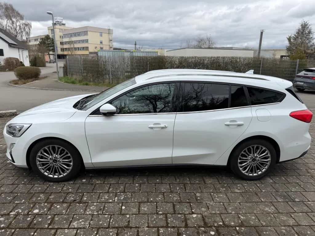 Ford Focus Turnier HUD/ACC/AHK/B&O 03/2019-photo-5