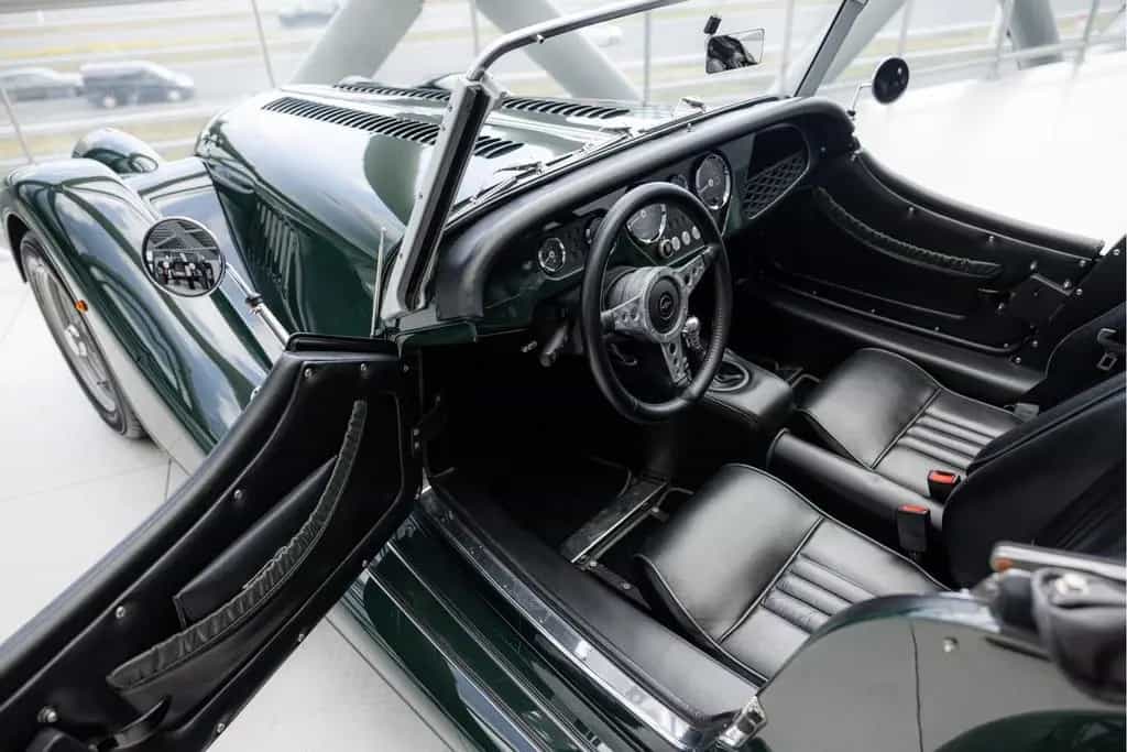 Morgan Plus Four 2.0i | Wire Wheels | Classic look | 03/2017-photo-2