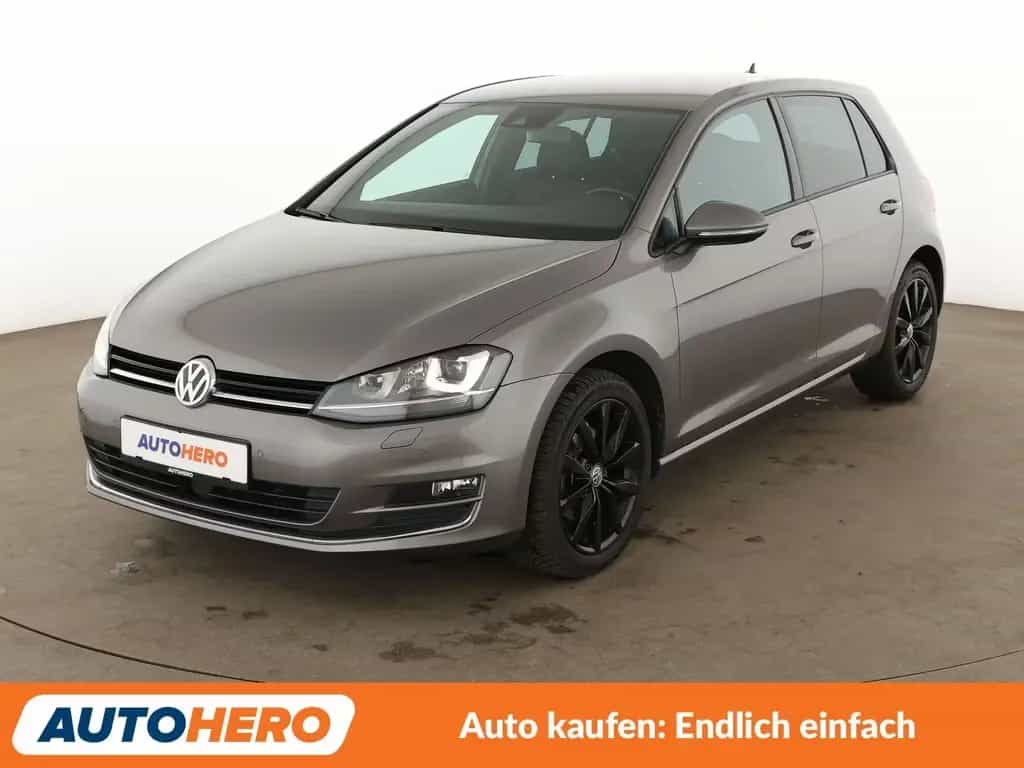 Volkswagen Golf VII 1.4 TSI Highline BMTAut. *NAVI*BI-XENON 10/2015-photo-0