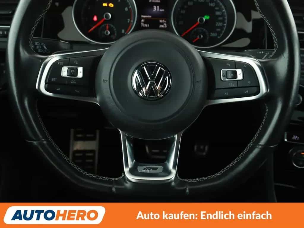 Volkswagen Golf VII 1.4 TSI Highline BMTAut. *NAVI*BI-XENON 10/2015-photo-18