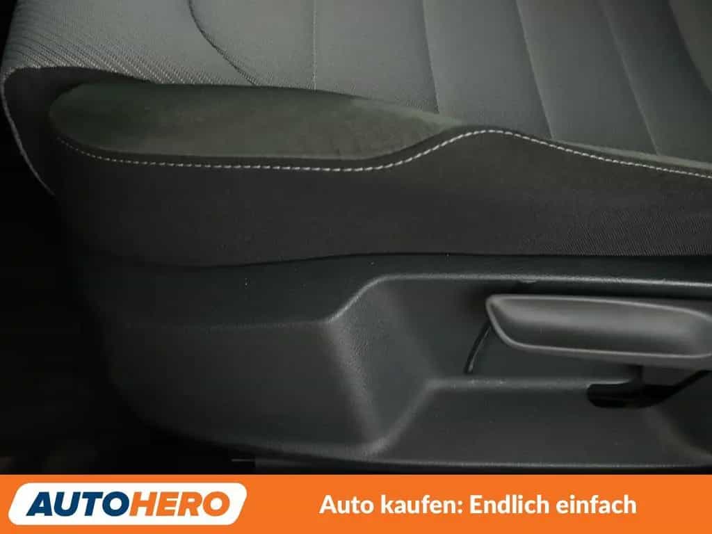 Volkswagen Golf VII 1.4 TSI Highline BMTAut. *NAVI*BI-XENON 10/2015-photo-33