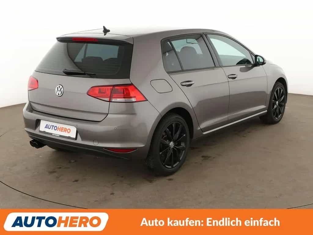 Volkswagen Golf VII 1.4 TSI Highline BMTAut. *NAVI*BI-XENON 10/2015-photo-5