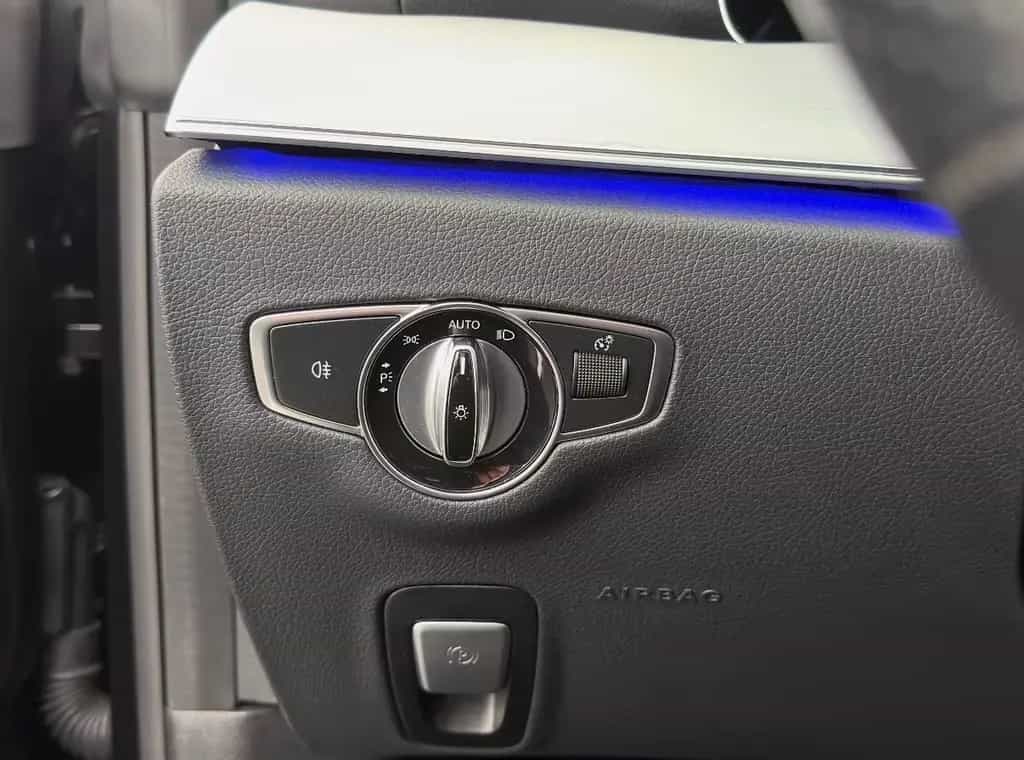 Mercedes-Benz E 53 AMG E53 AMG Cabrio 4M.*AIRSCARF*MULTIBEAM-360-BURMES 06/2021-photo-35
