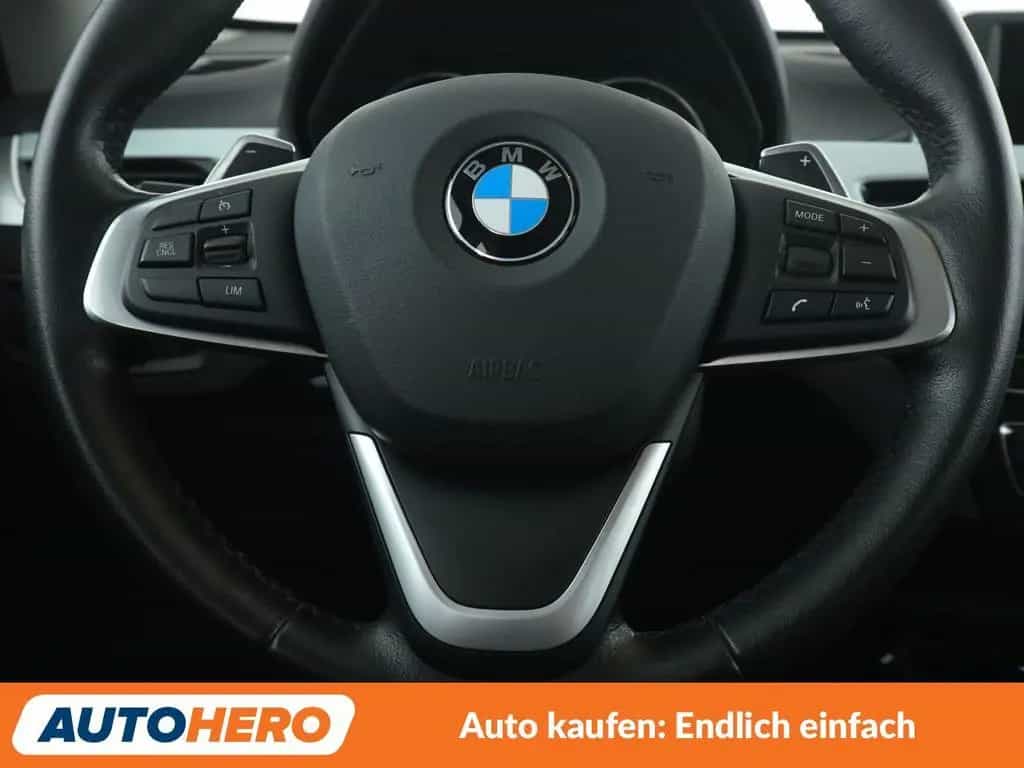 BMW X1 xDrive 20i Sport Line  Aut.*NAVI*LED*TEMPO* 05/2017-photo-18
