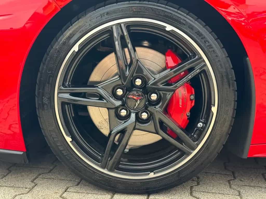 Corvette C8 EU C8 Cabrio 3LT FrontLift Magnet.Ride Carbon 06/2023-photo-12