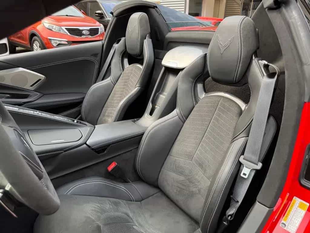 Corvette C8 EU C8 Cabrio 3LT FrontLift Magnet.Ride Carbon 06/2023-photo-21