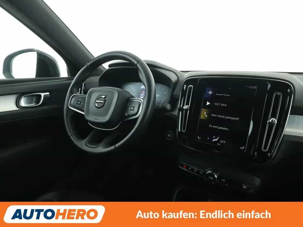 Volvo XC40 1.5 T3 Momentum Pro 2WD*NAVI*TEMPO*CAM*PDC* 07/2019-photo-12