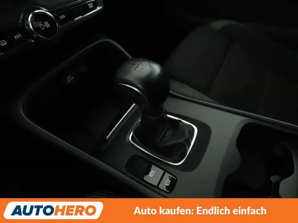 Volvo XC40 1.5 T3 Momentum Pro 2WD*NAVI*TEMPO*CAM*PDC* 07/2019-photo-24