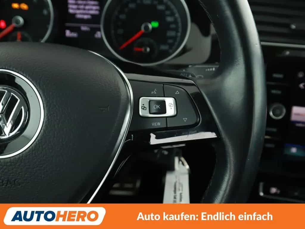 Volkswagen Golf VII 1.0 TSI Join Aut.*NAVI*PDC*SHZ* 02/2019-photo-23
