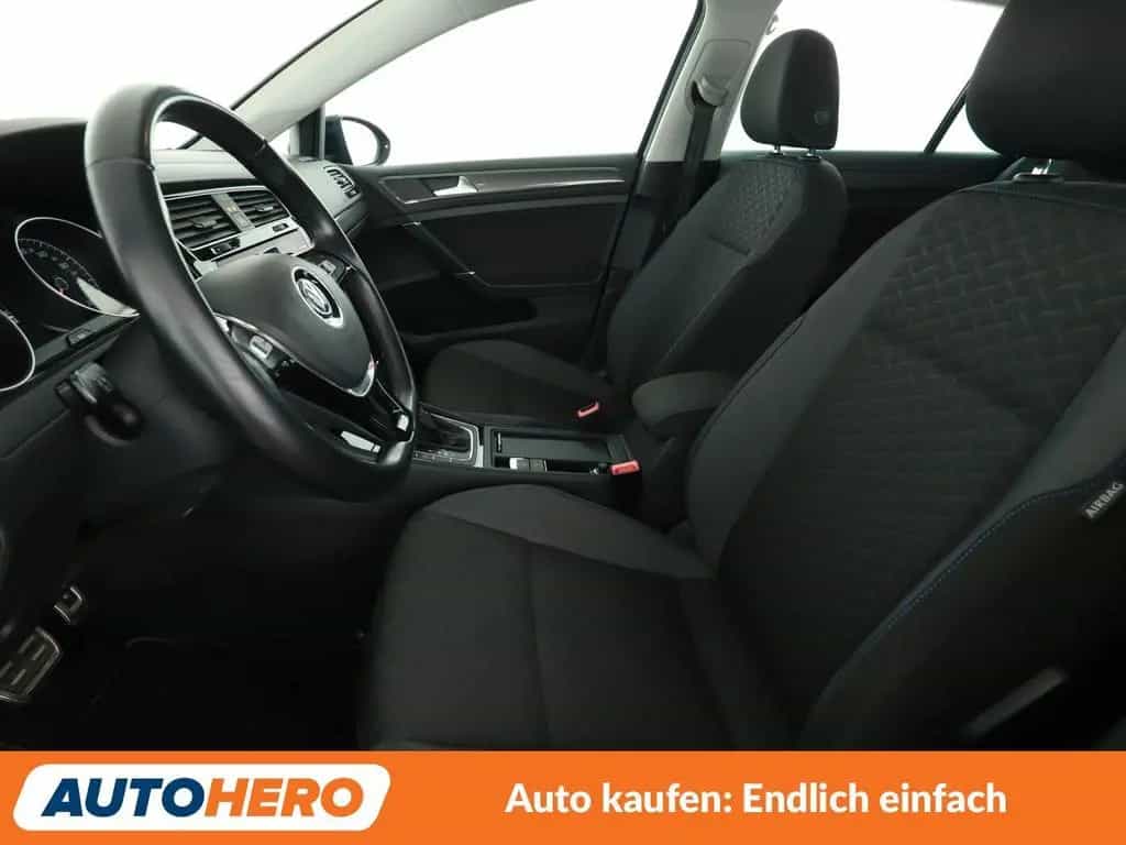Volkswagen Golf VII 1.0 TSI Join Aut.*NAVI*PDC*SHZ* 02/2019-photo-9