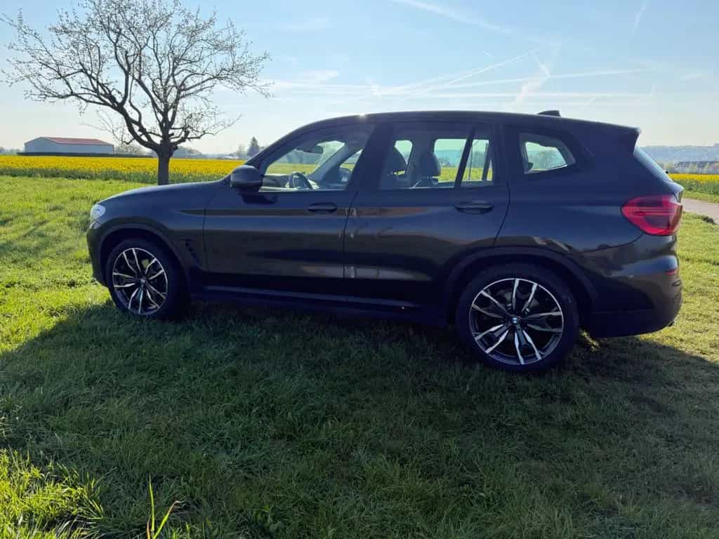 BMW X3 xDrive20d ADVANTAGE Sportsitze AHK Panorama 06/2019-photo-0