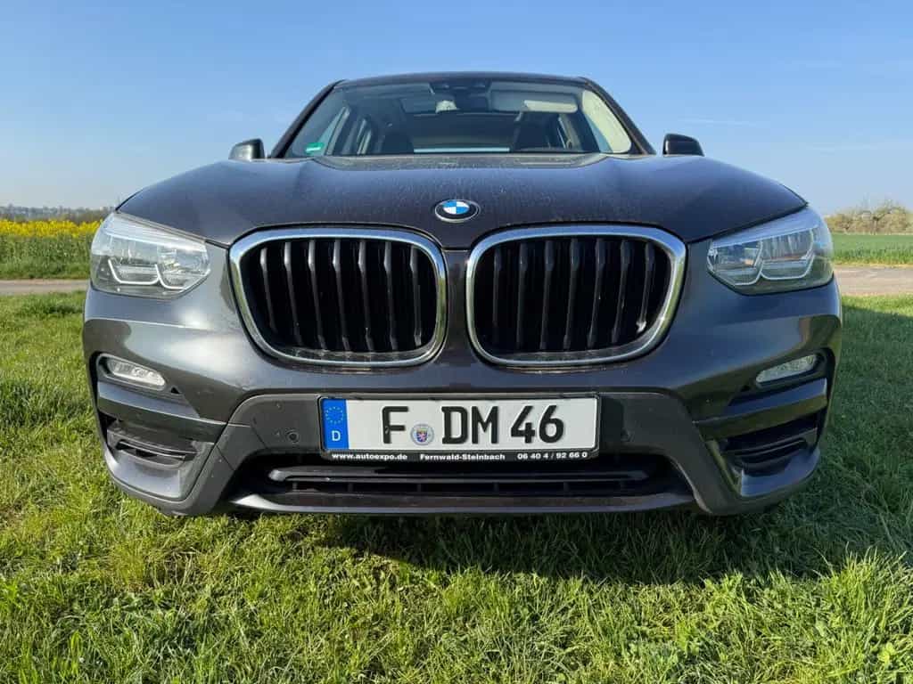 BMW X3 xDrive20d ADVANTAGE Sportsitze AHK Panorama 06/2019-photo-2