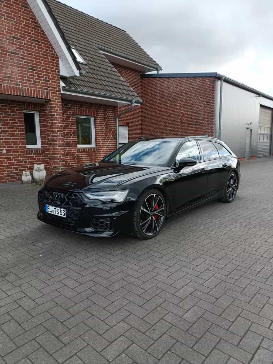 Audi S6 12/2023-photo-0