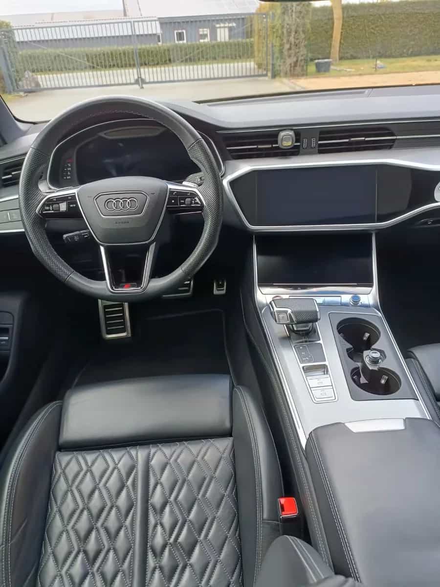 Audi S6 12/2023-photo-7