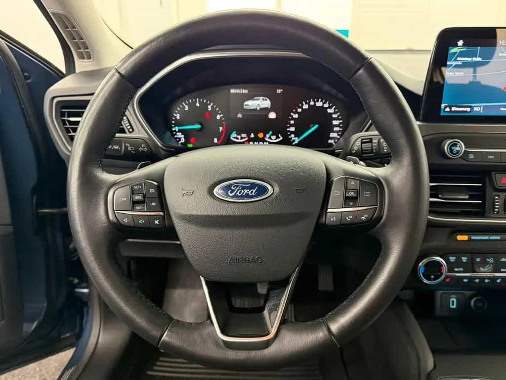 Ford Focus Lim. Titanium*AUTOMATIK*NAVI*GARANTIE* 11/2019-photo-11