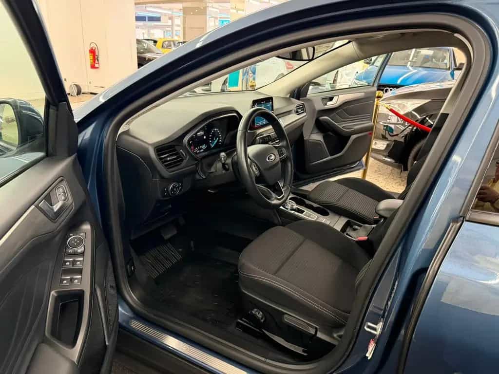 Ford Focus Lim. Titanium*AUTOMATIK*NAVI*GARANTIE* 11/2019-photo-12