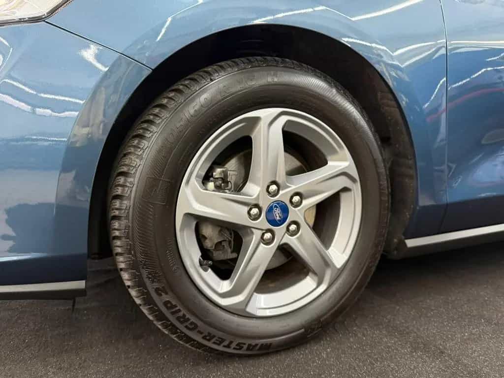 Ford Focus Lim. Titanium*AUTOMATIK*NAVI*GARANTIE* 11/2019-photo-16