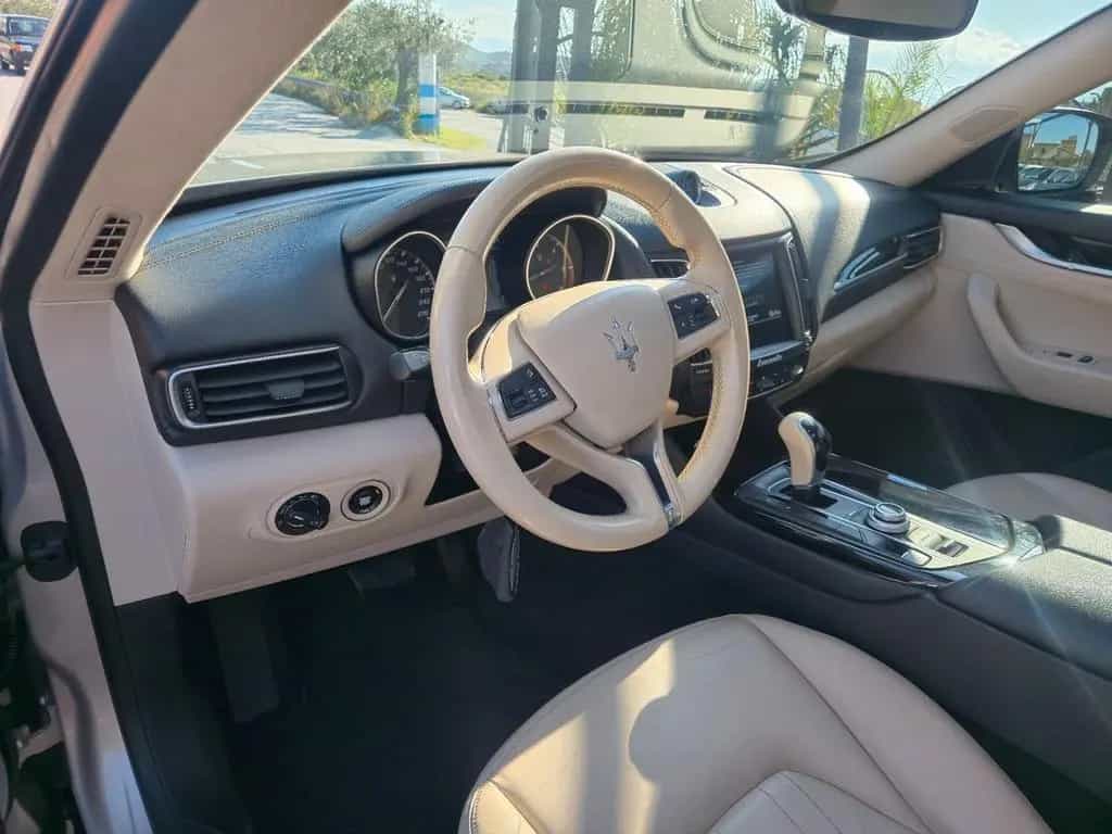 Maserati Levante V6 Diesel 275 CV AWD Gransport 09/2017-photo-6