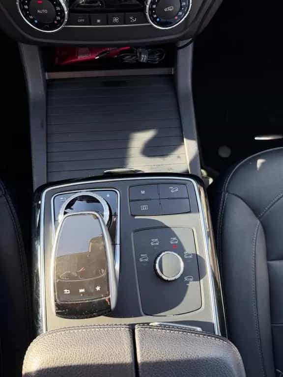Mercedes-Benz GLE-Class 250 d 4MATIC - 06/2018-photo-12