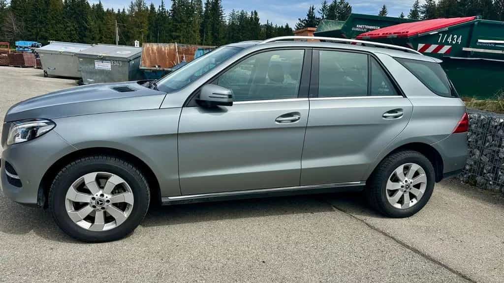 Mercedes-Benz GLE-Class 250 d 4MATIC - 06/2018-photo-2