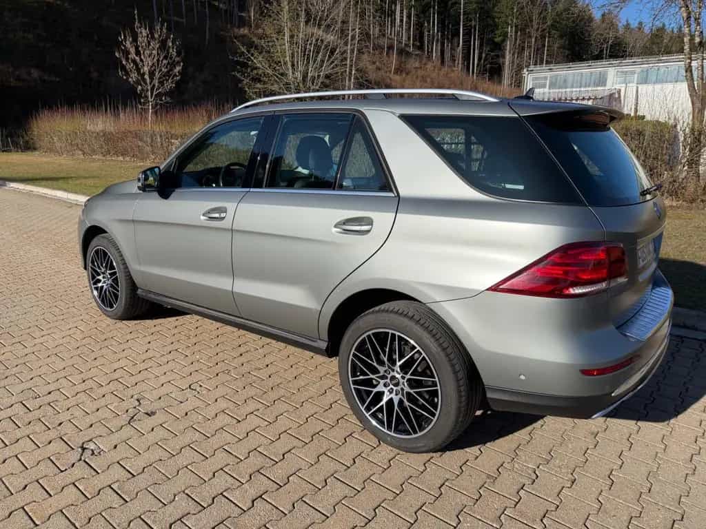 Mercedes-Benz GLE-Class 250 d 4MATIC - 06/2018-photo-5