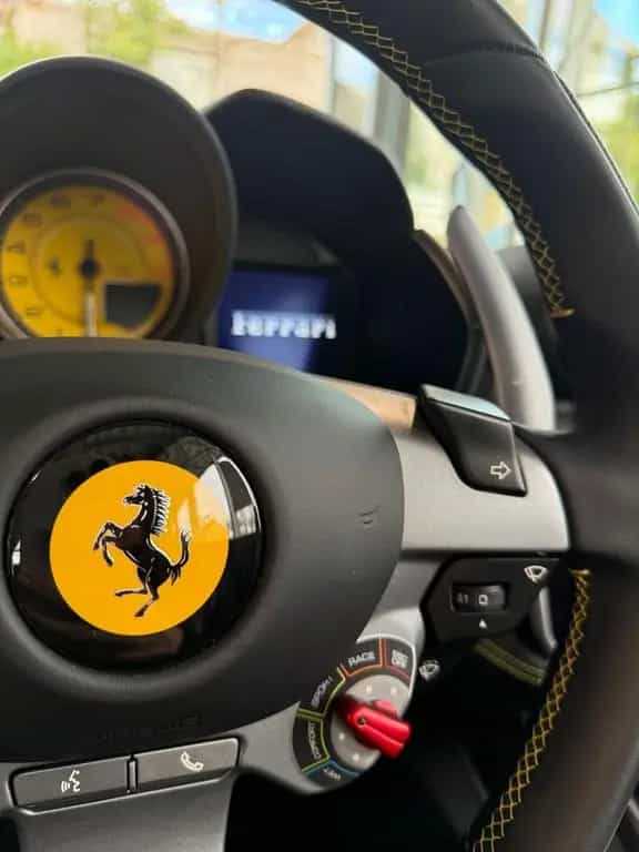 Ferrari Portofino M SITZBEL 20" APPLE CAM SCUDERIA POWER 03/2023-photo-5