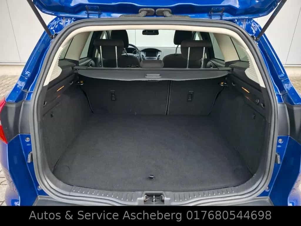 Ford Focus Turnier Titanium Automatik*Zahnr.Neu 11/2016-photo-17