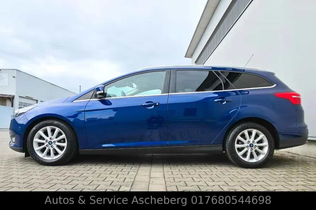 Ford Focus Turnier Titanium Automatik*Zahnr.Neu 11/2016-photo-4