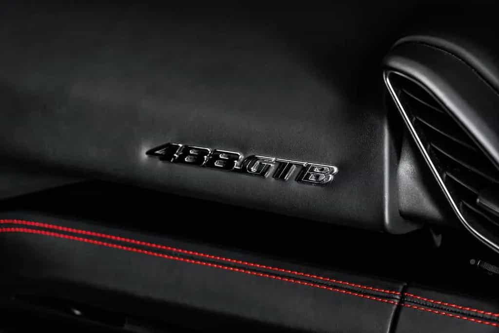 Ferrari 488 GTB NOVITEC/CARBON/WARRANTY/ROSSOCORSA/LIFT/ 02/2018-photo-20