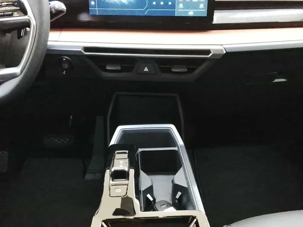 KGM Torres 1.5 T-GDi 4WD Automatik Nomad (CW) null-photo-18