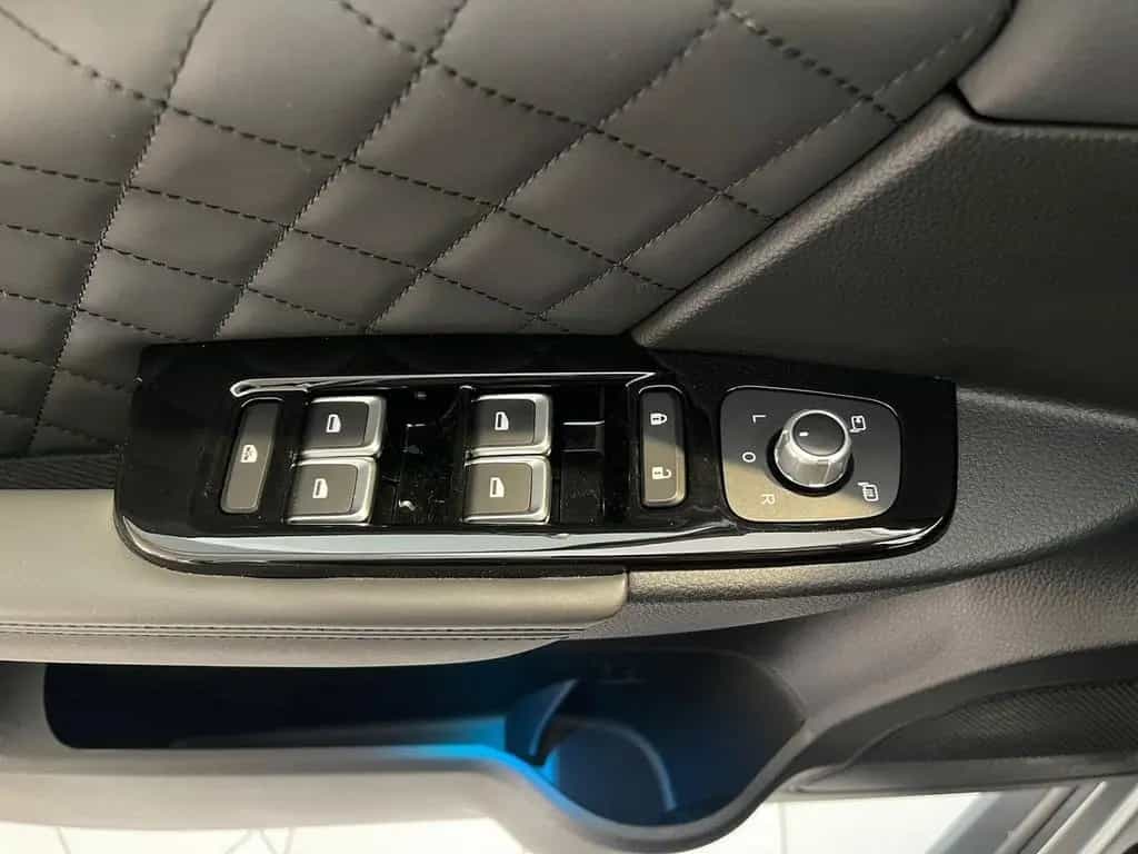 Foton 3 Luxury 7 4x4 Pickup Automatik null-photo-24